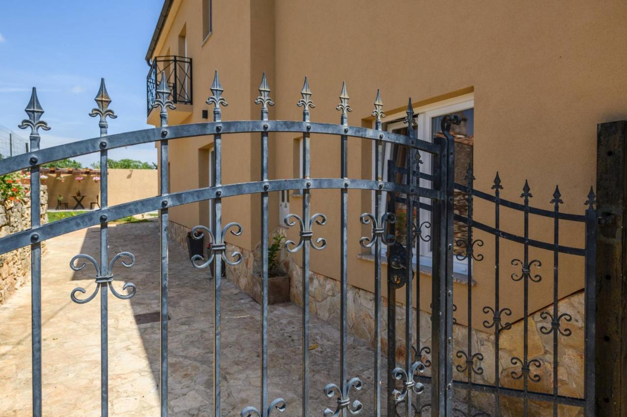 Holiday House Boky Воднян Экстерьер фото
